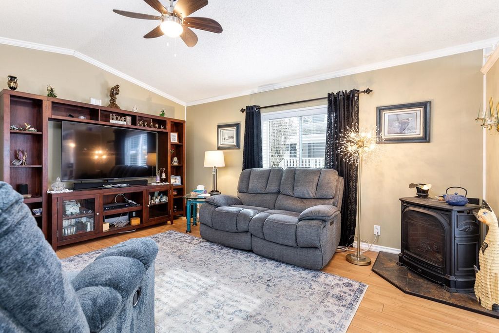 listing image 1106013520501437342