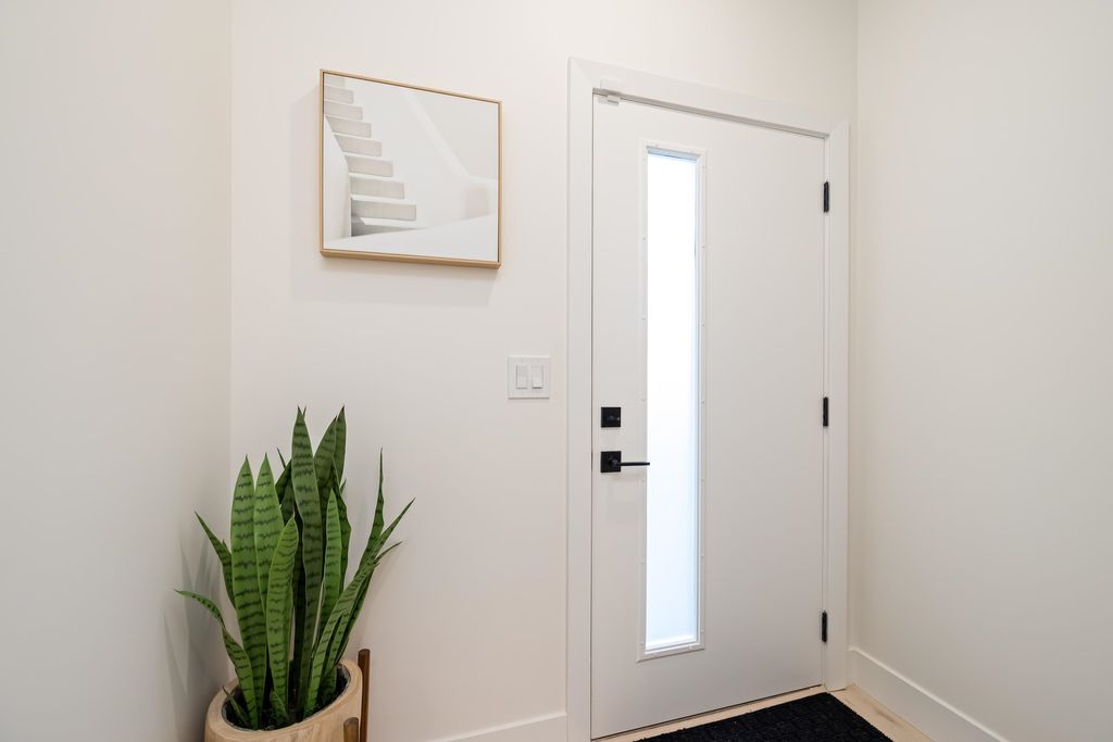 listing image 1101994523595642219