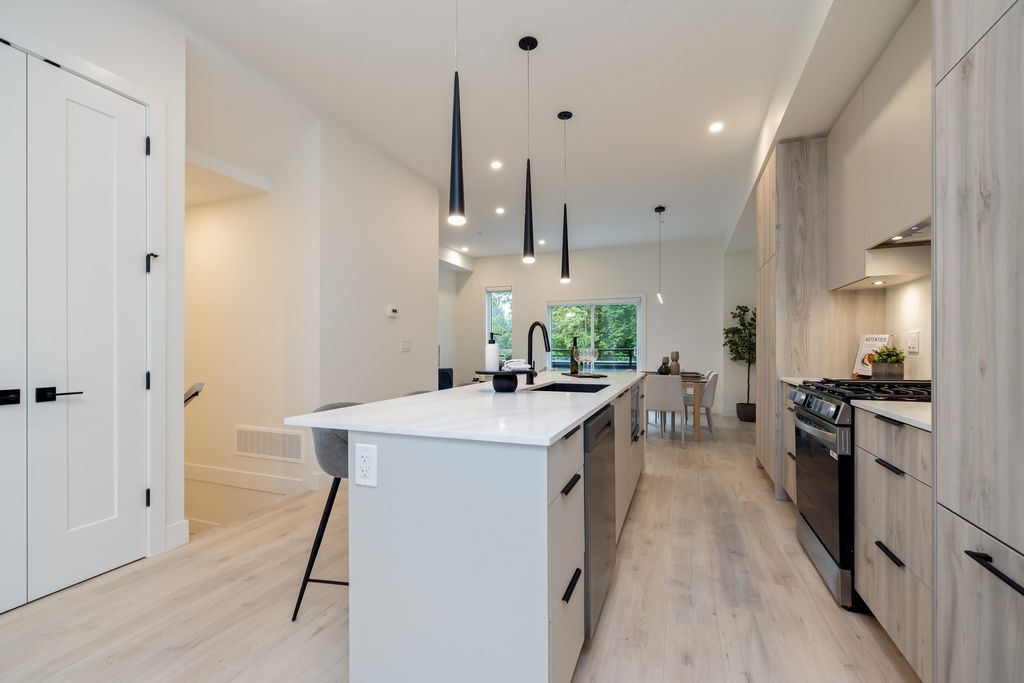 listing image 1106014019055138126