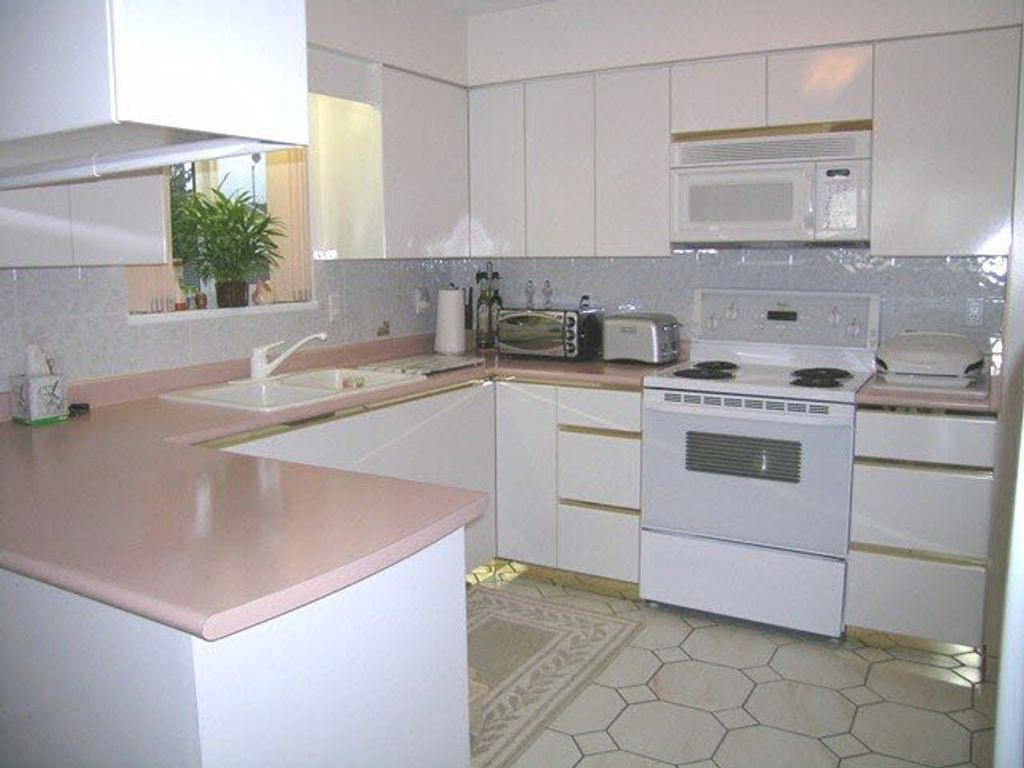 listing image 1108038419282348658