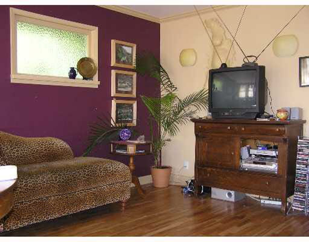 listing image 1108611329220549374