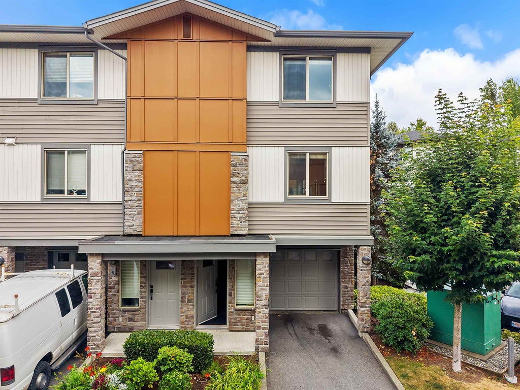 Photo of 34248 King Road #40, Abbotsford, BC V2S 0B1 (MLS # R3153734)