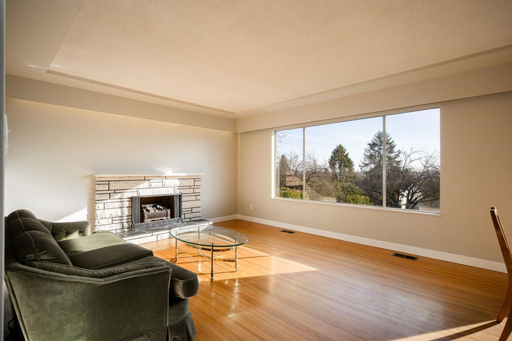 listing image 1105268830917652057