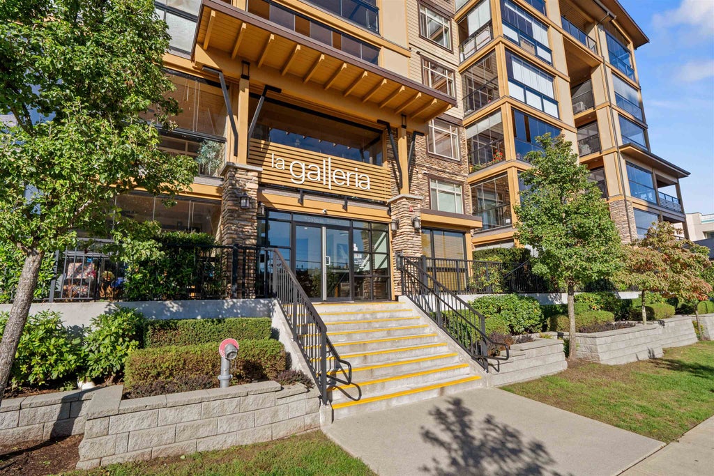 Photo of 2860 Trethewey Street #208, Abbotsford, BC V2T 0G5 (MLS # R3173292)