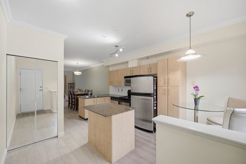 730 Farrow Street 15 Coquitlam BC V3J 7Y7