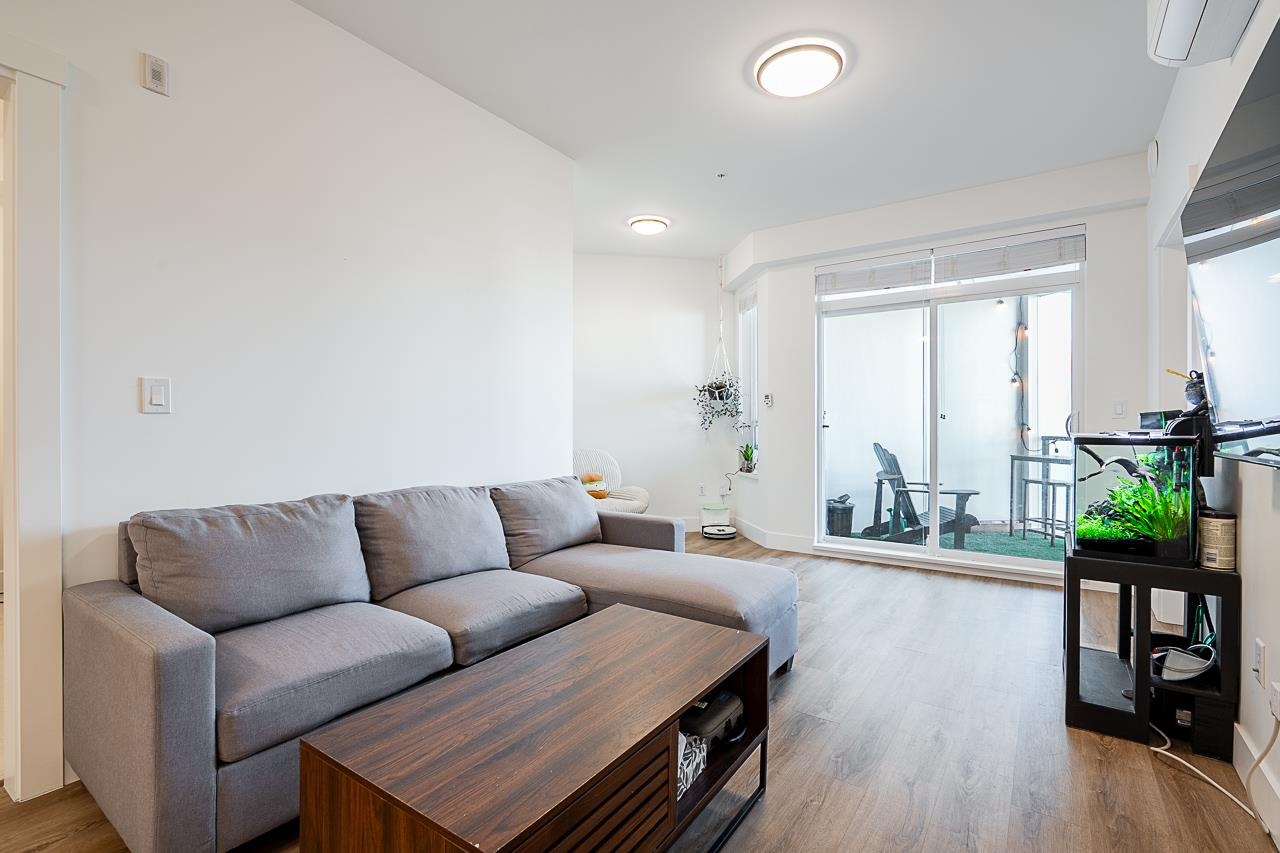 2180 Kelly Avenue 1608