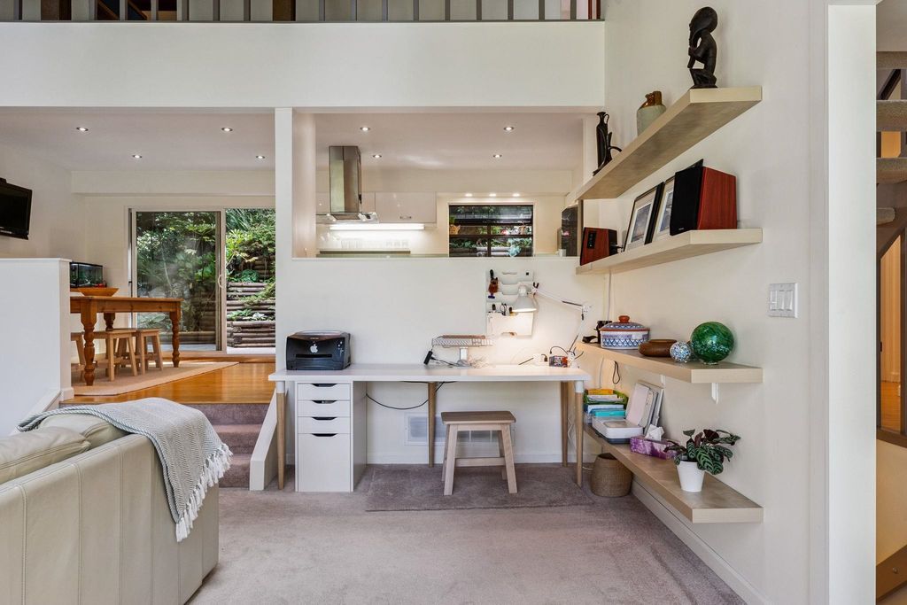 listing image 1101179484050786572