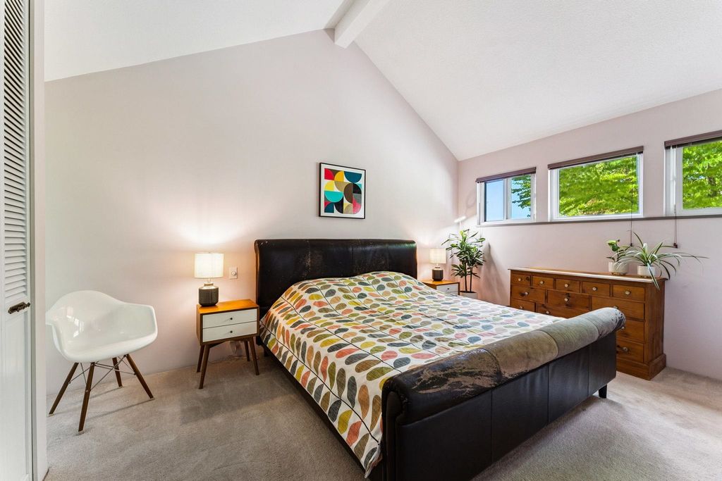 listing image 1100789992504375551