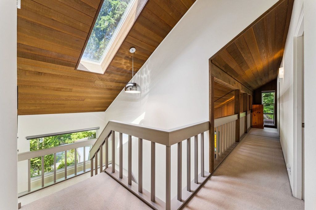 listing image 1101990728084103363