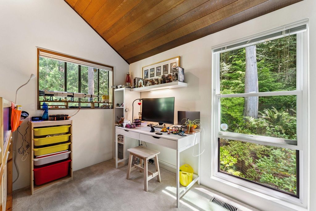 listing image 1109919804622219904