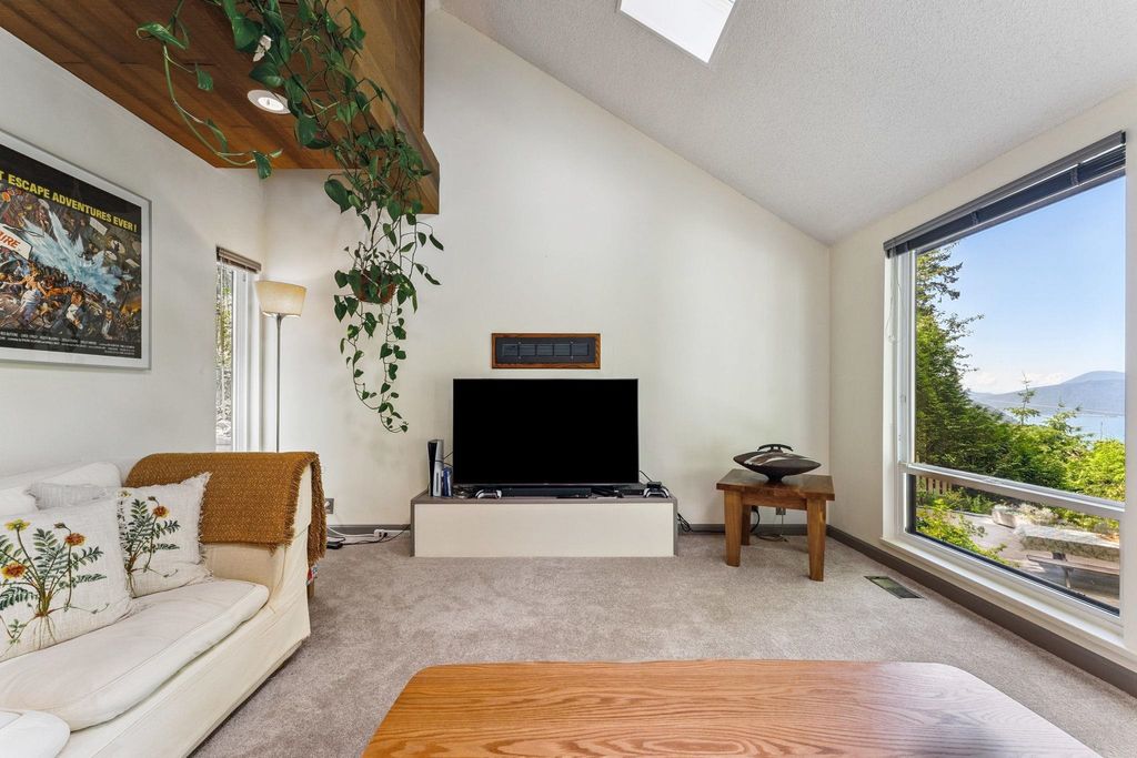 listing image 1102505922358495087