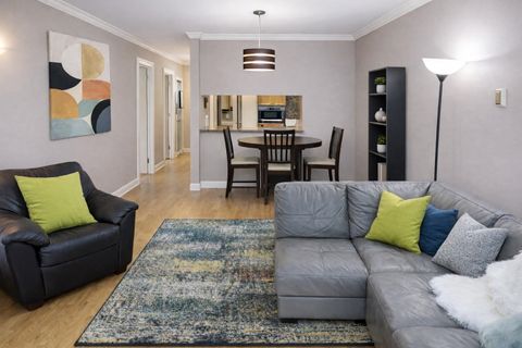 3275 Mountain Highway 307 North Vancouver BC V7K 2H4