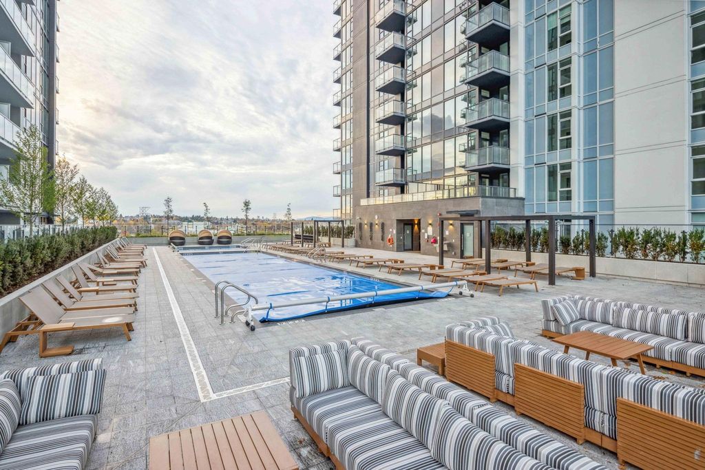 listing image 1106482339881234873