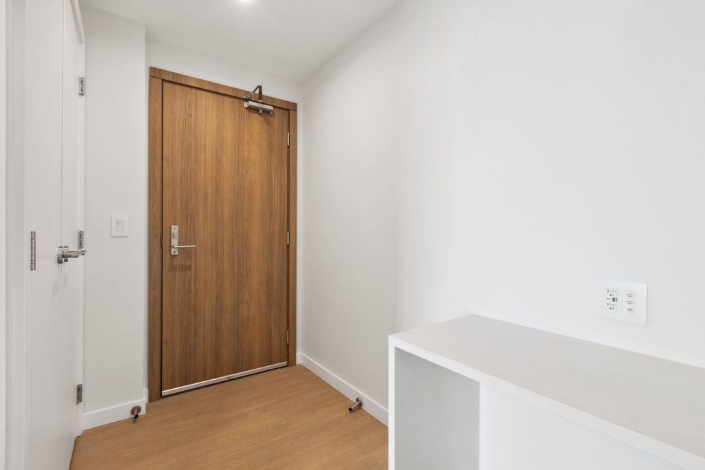 listing image 1101677146688125811