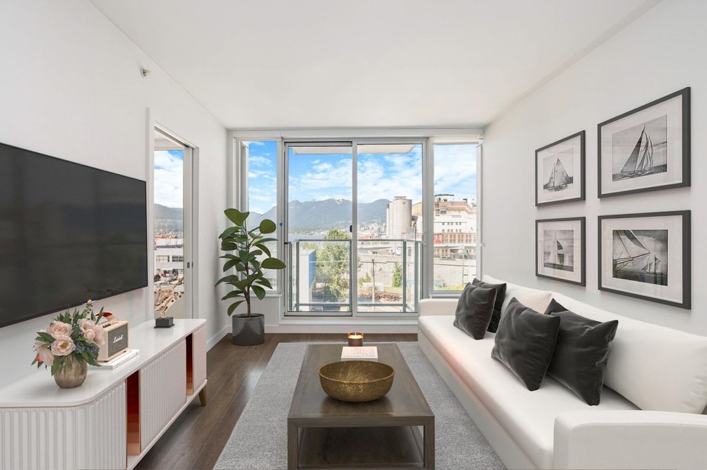 listing image 1100559416257740596