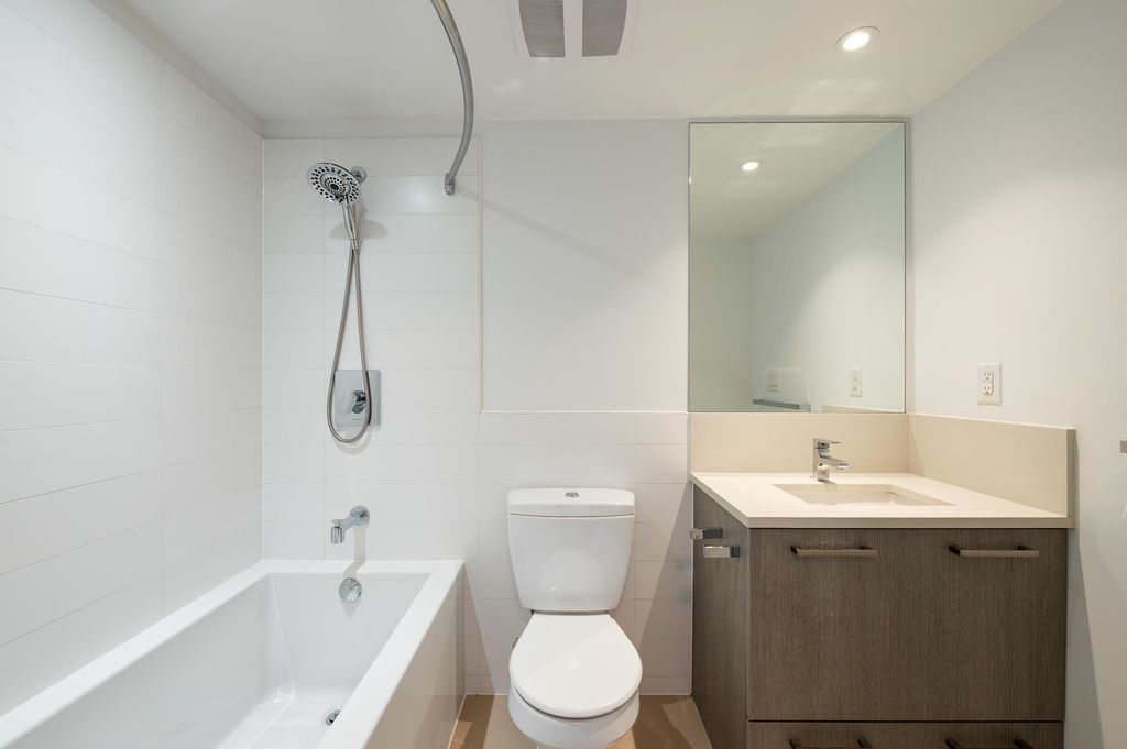 listing image 1104612084032198011