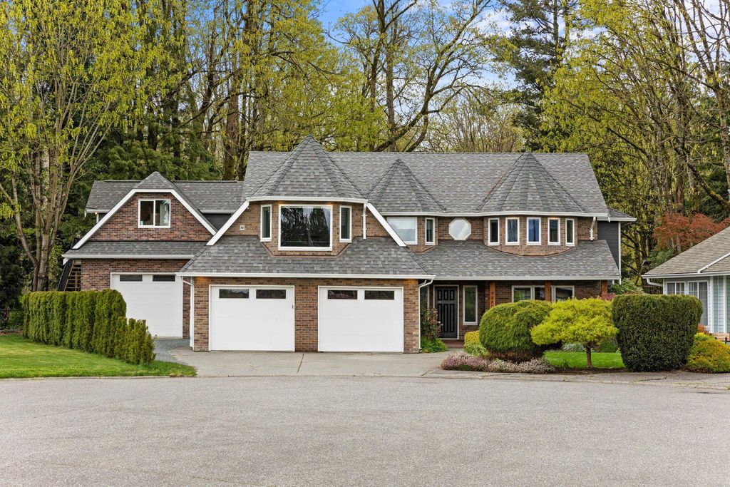 Photo of 9880 Goodall Place, Chilliwack, BC V2P 7V3 (MLS # R3111945)