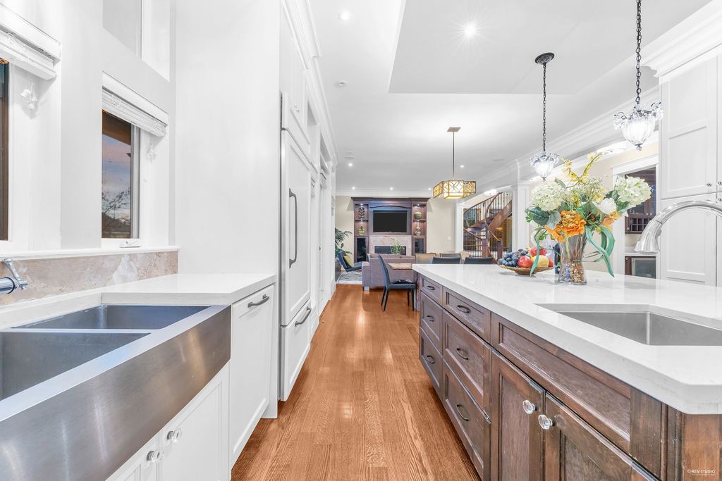 listing image 1102334502503469420