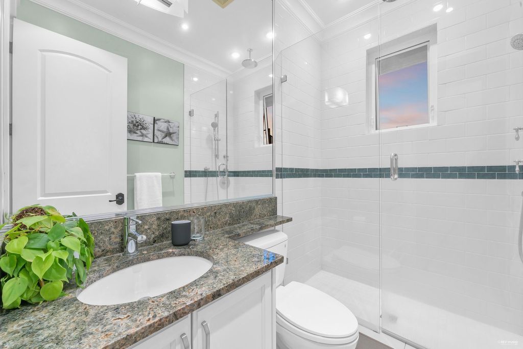 listing image 1104982175511153320