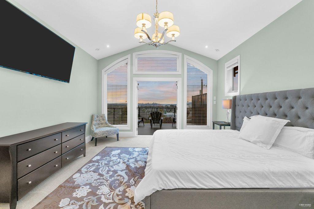 listing image 1100415619648976621