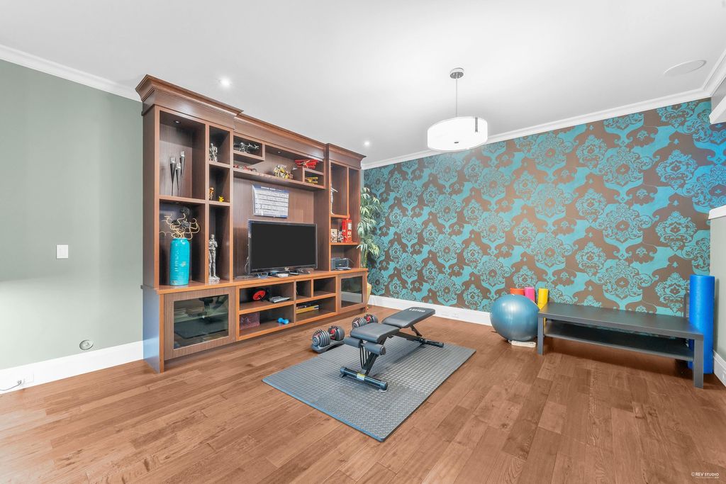 listing image 1101995170218683104