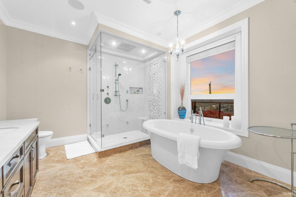listing image 1106814475324173758
