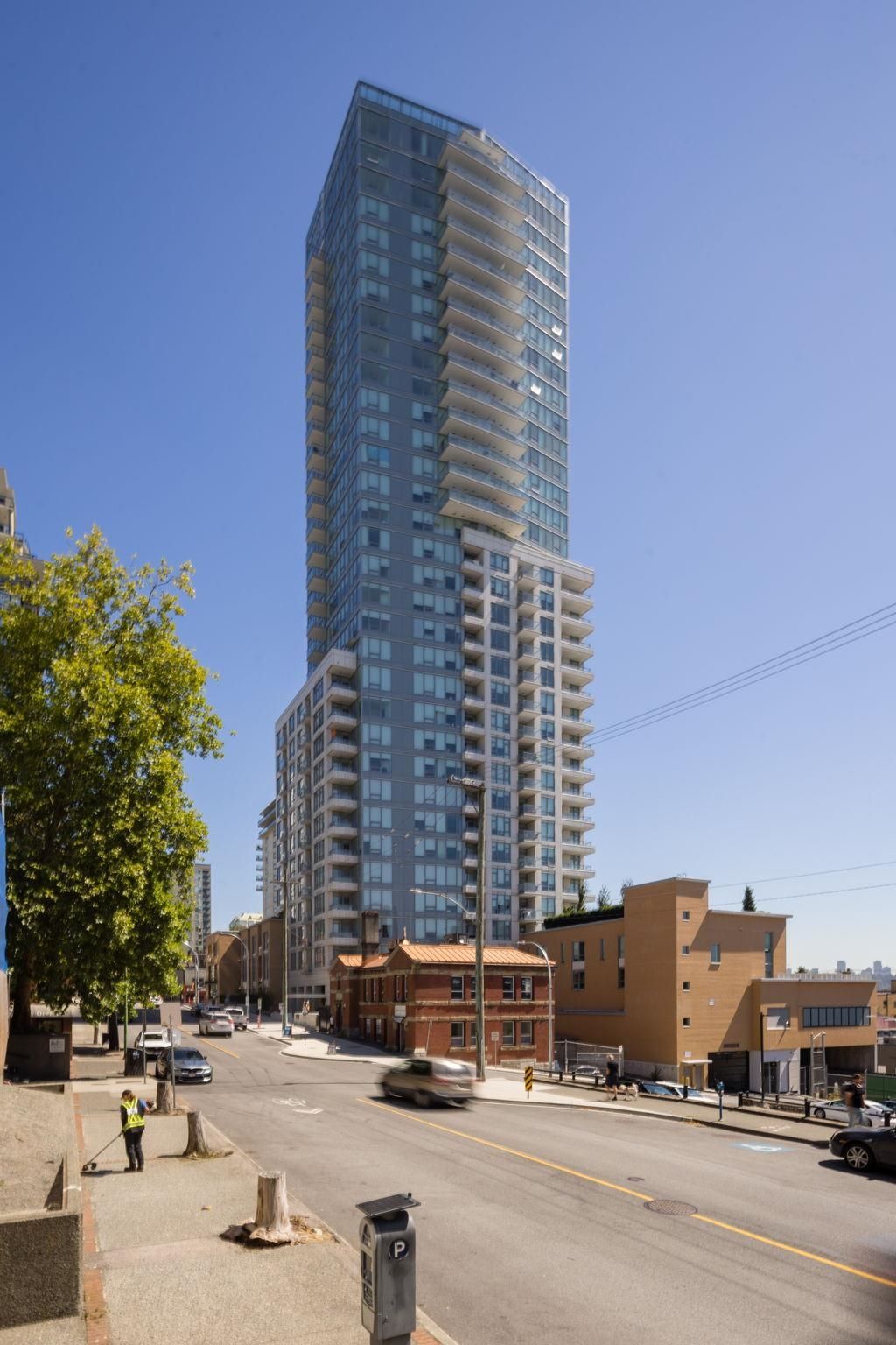 listing image 1106926465899407058