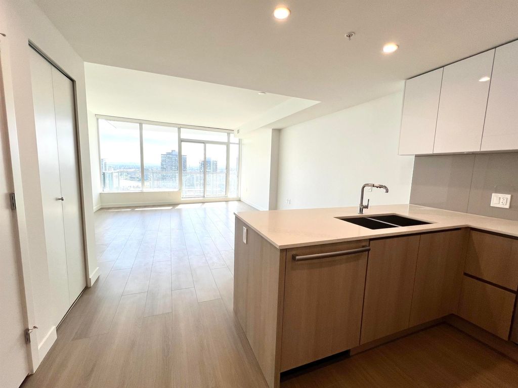 listing image 1107789788497094606