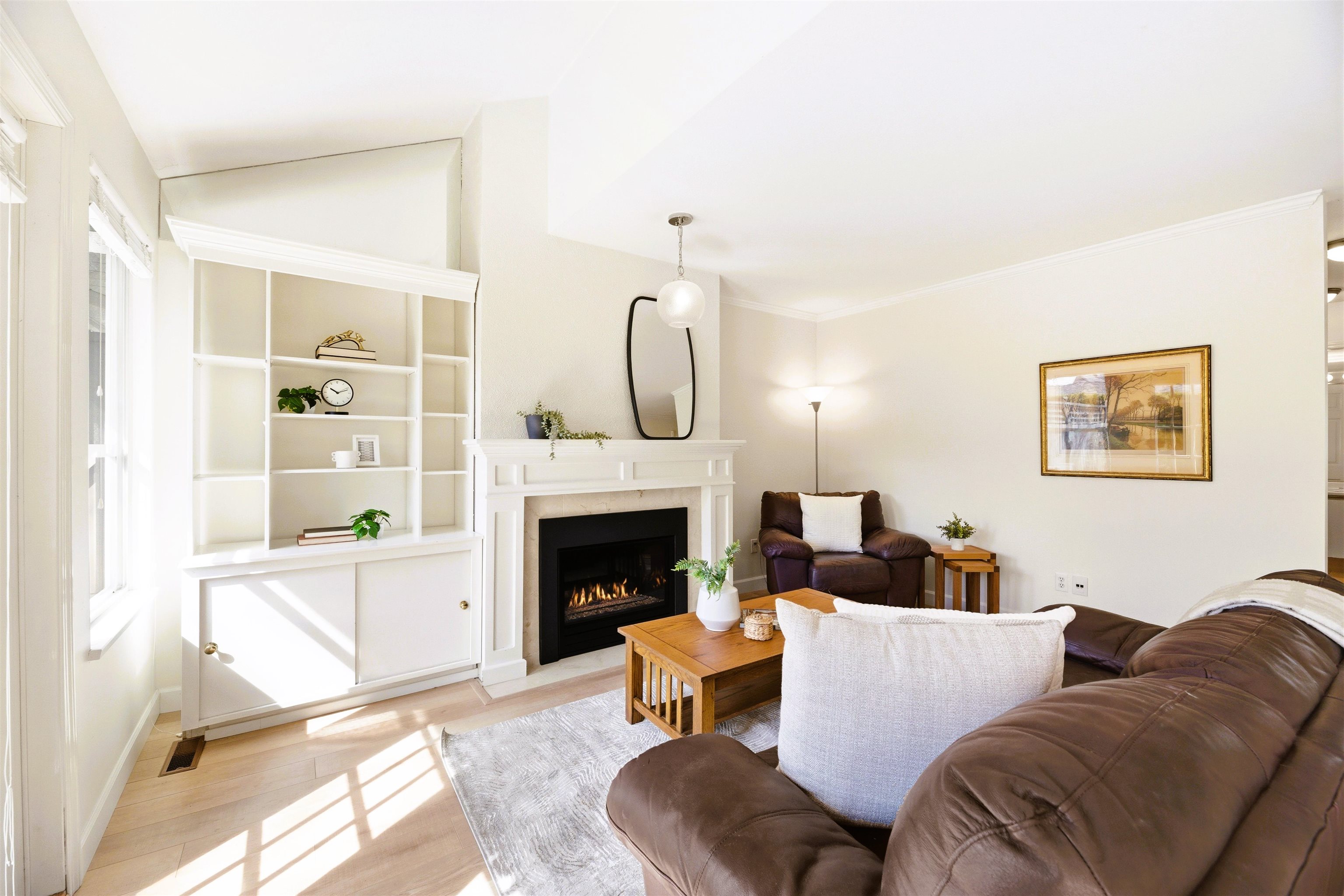 10538 153 Street 103