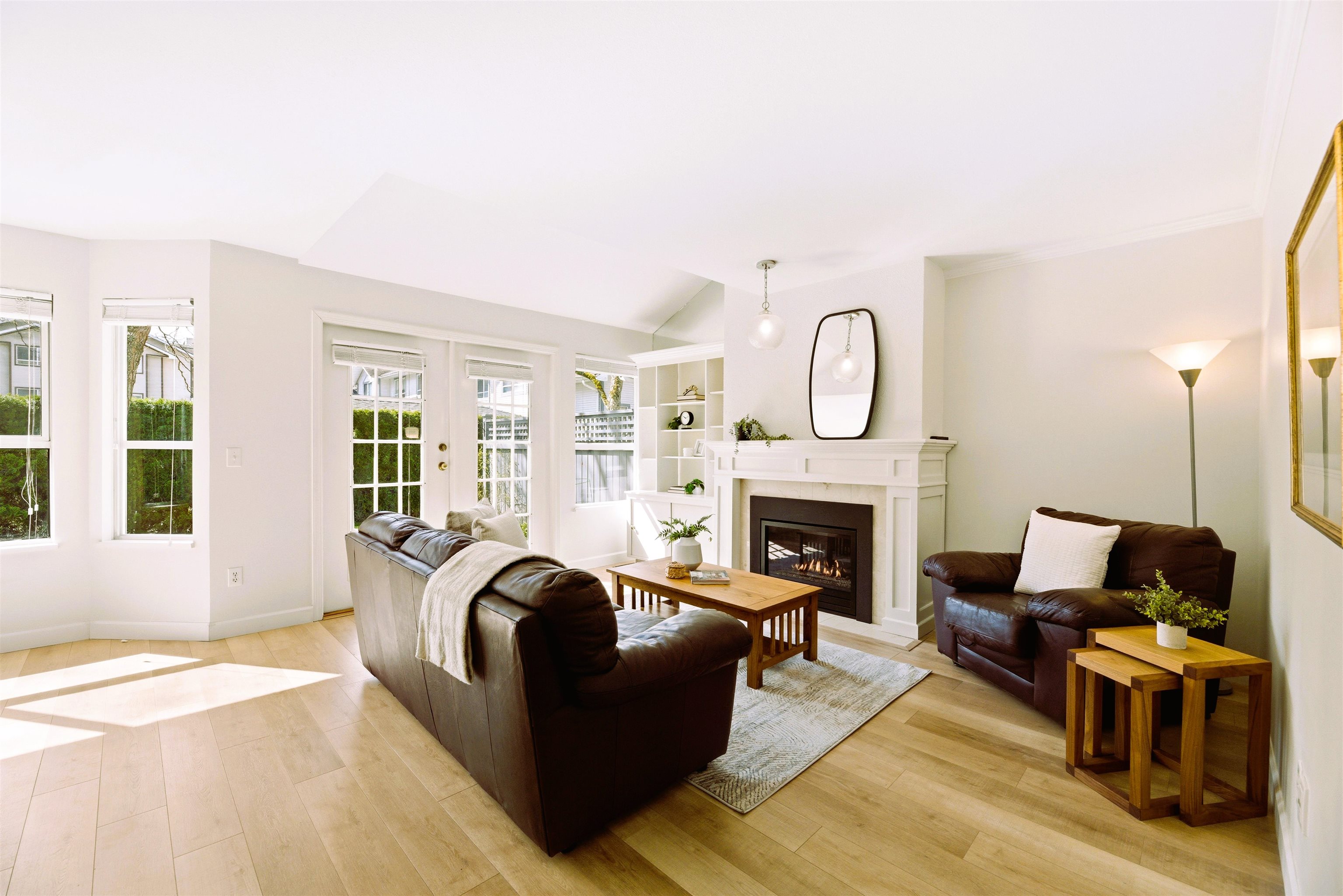 10538 153 Street 103