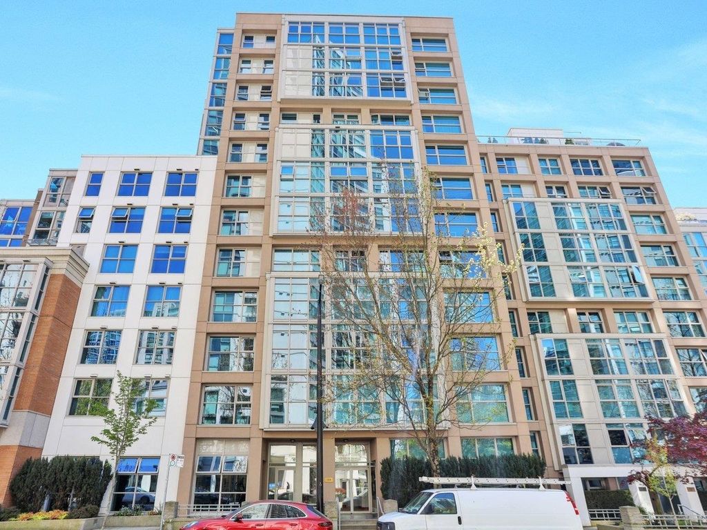 listing image 1105717980372441668