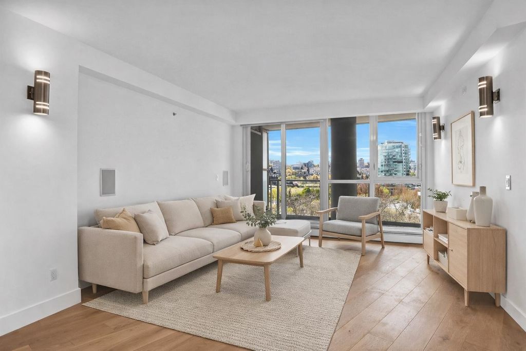 listing image 1105477809316210745