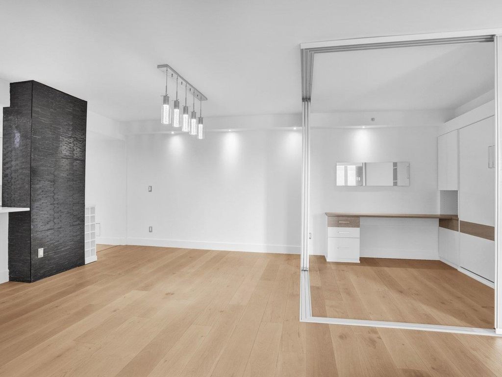 listing image 1100091309418876516