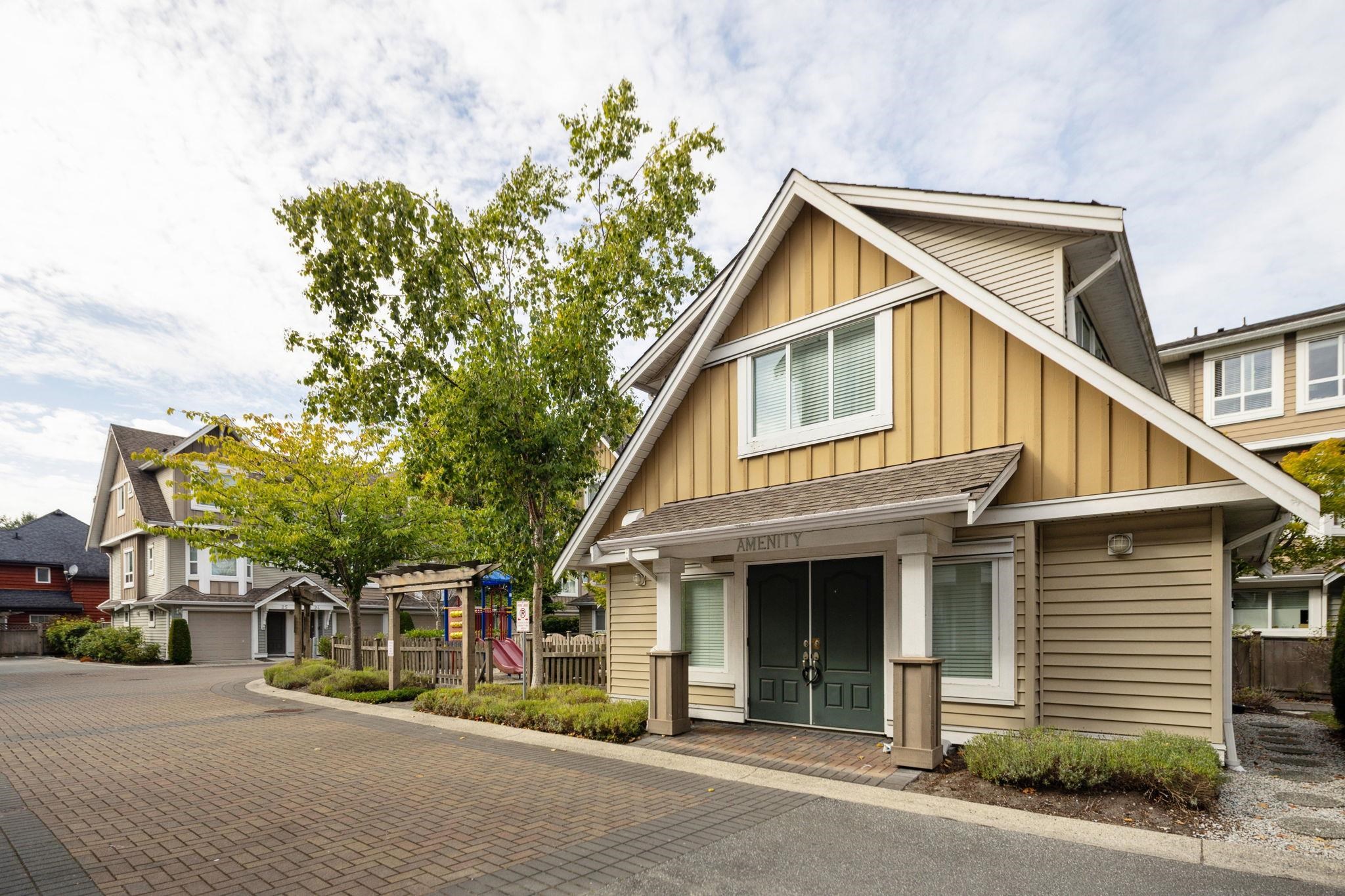 9451 Granville Avenue 16