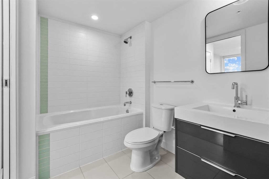 listing image 1105125380060939257