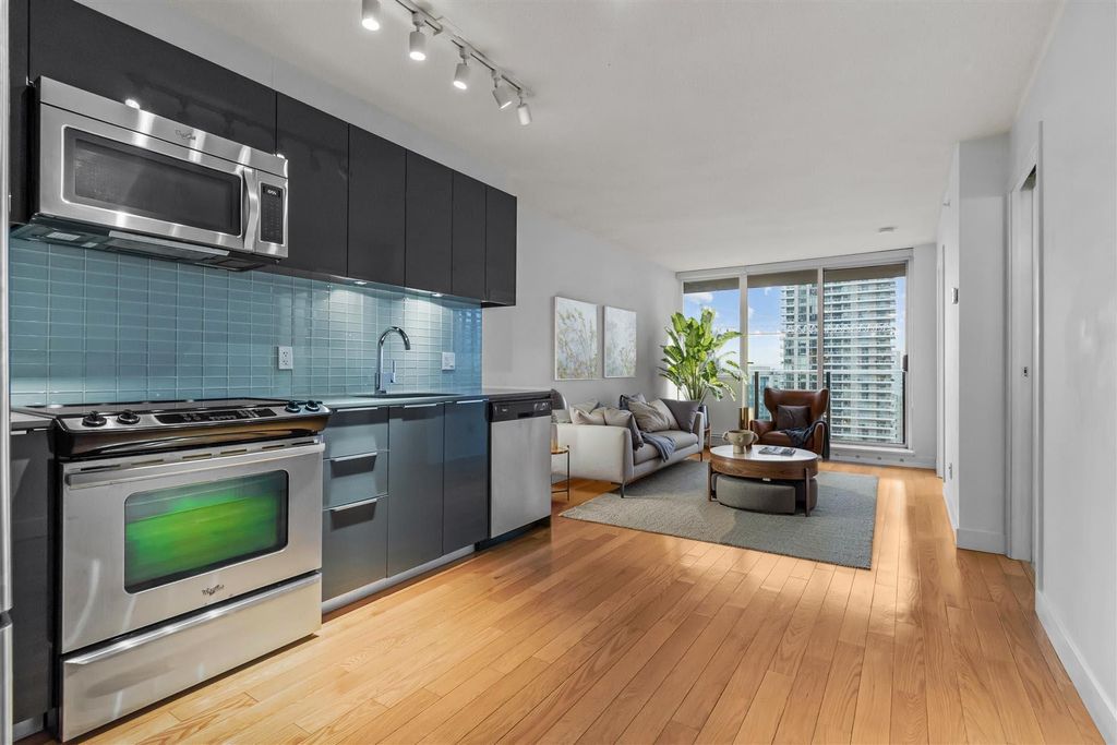 listing image 1101367130855495669