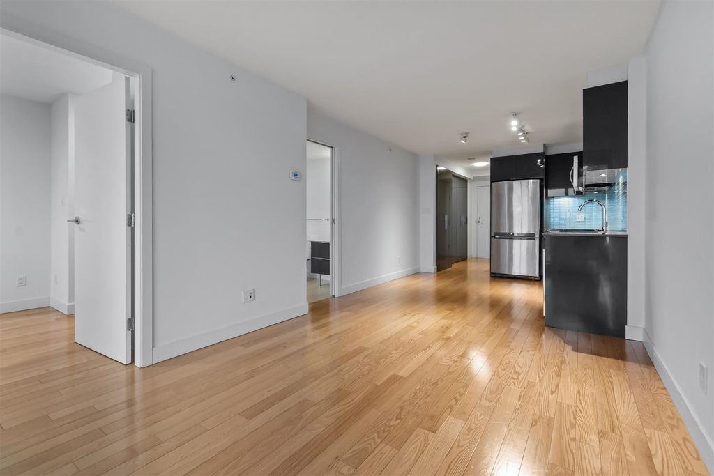 listing image 1101565335055734302