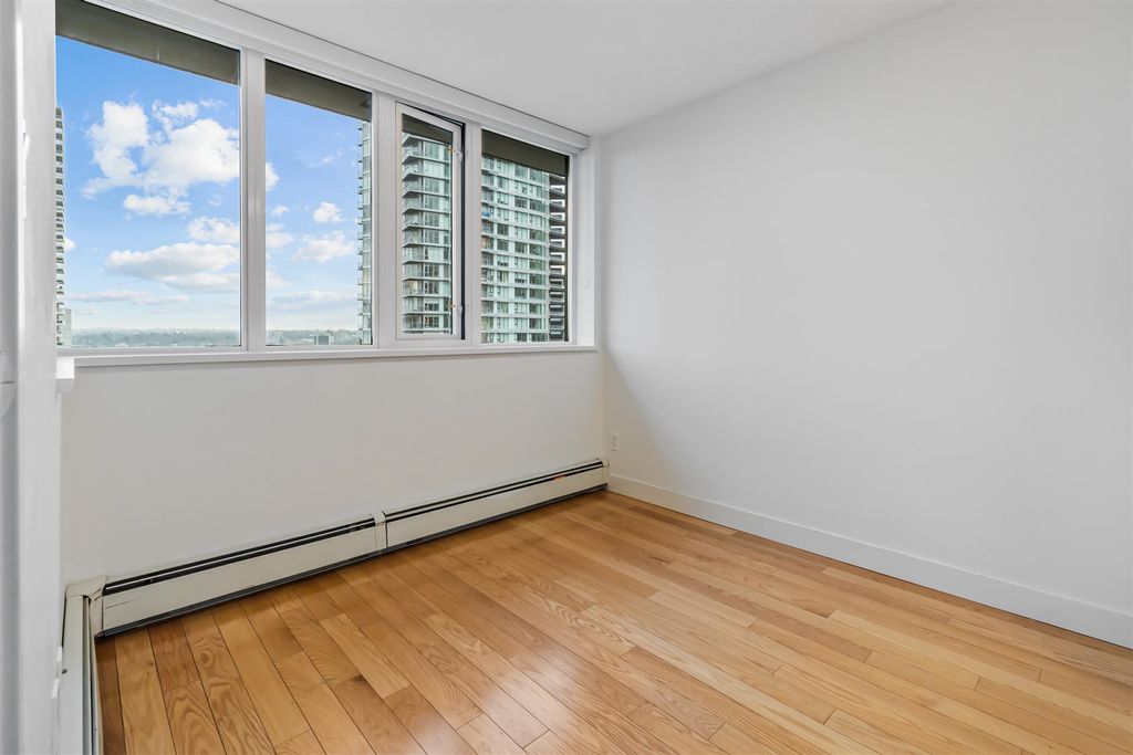 listing image 1107170082807000026