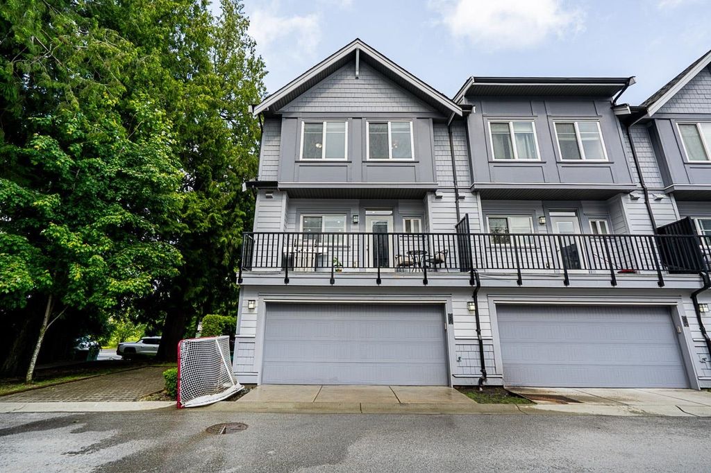 listing image 1108191435677993857