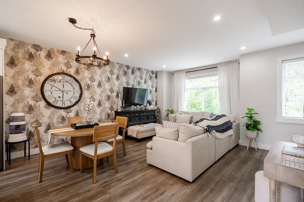 listing image 1104980472157758550