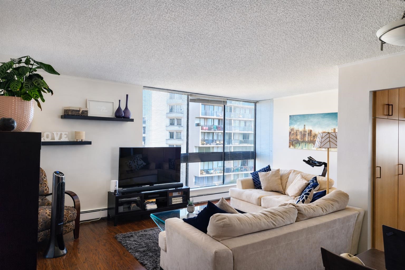 9280 Salish Court 1601