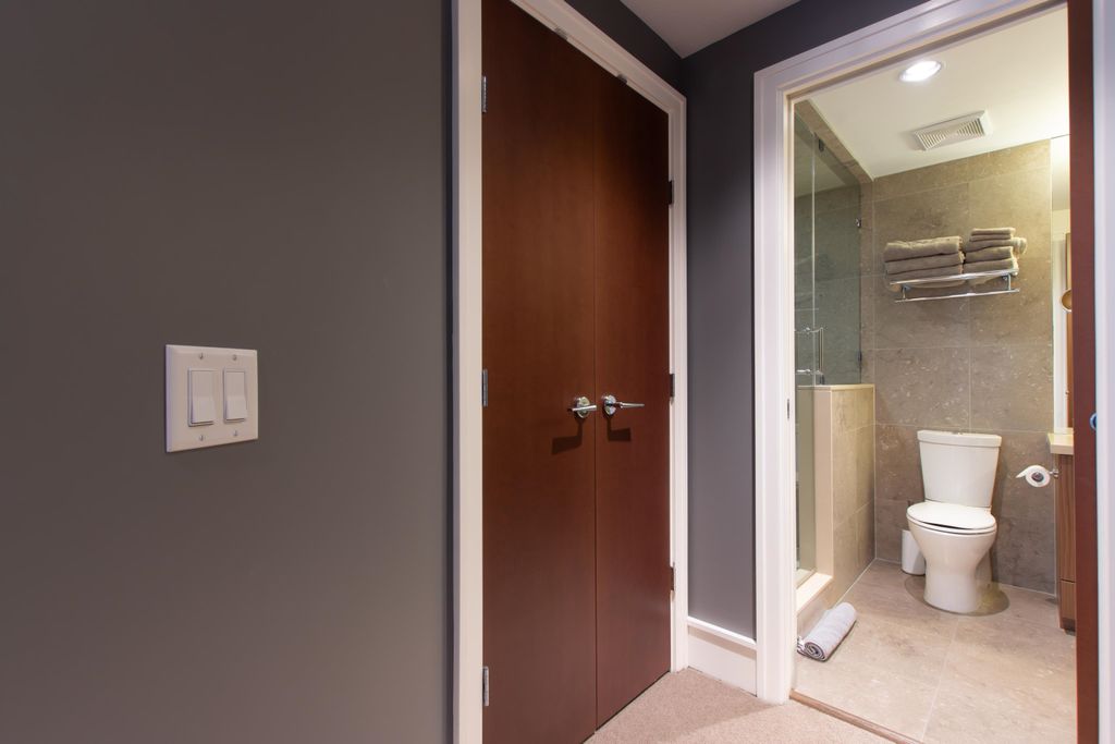 listing image 1101243821484917018