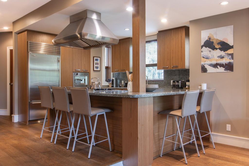 listing image 1107864869414324262