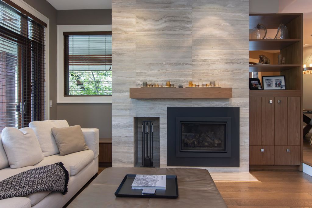 listing image 1100812107485091323