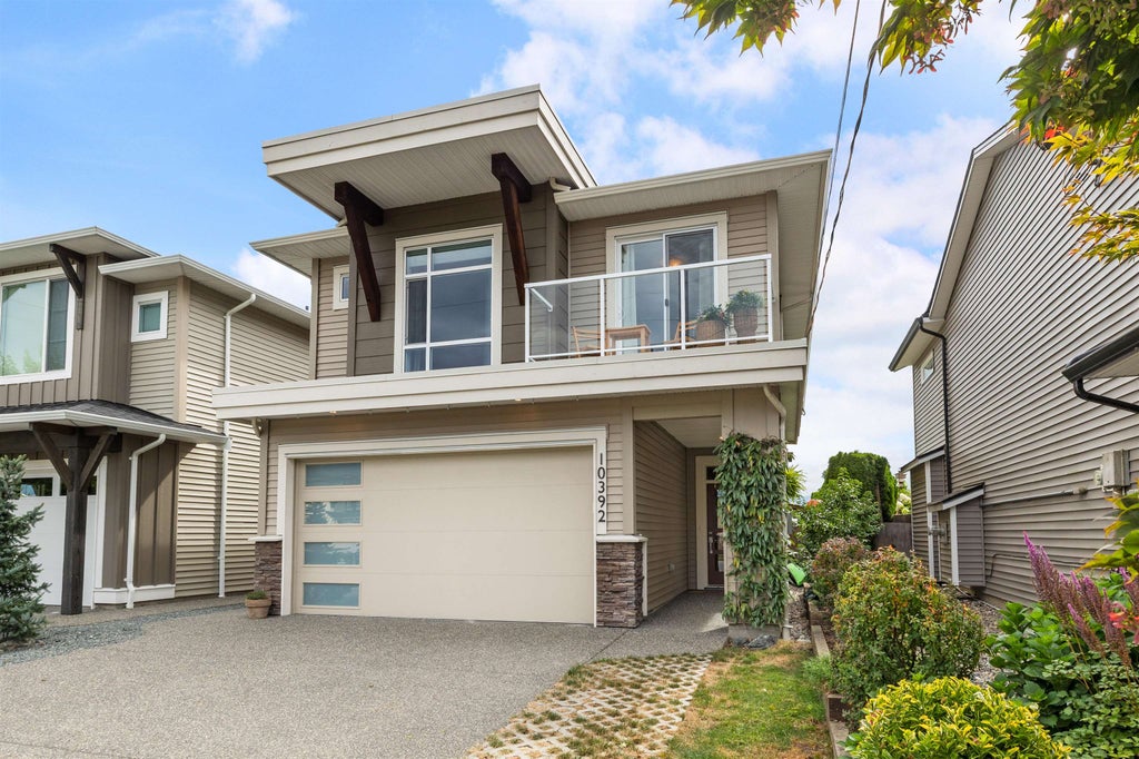 Photo of 10392 Wedgewood Drive, Chilliwack, BC V2P 6B9 (MLS # R3151128)