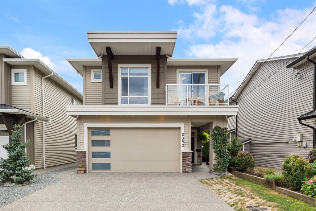 Photo of 10392 Wedgewood Drive, Chilliwack, BC V2P 6B9 (MLS # R3151128)