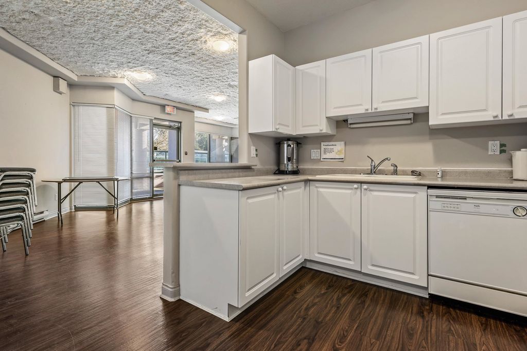 listing image 1100190515721834147