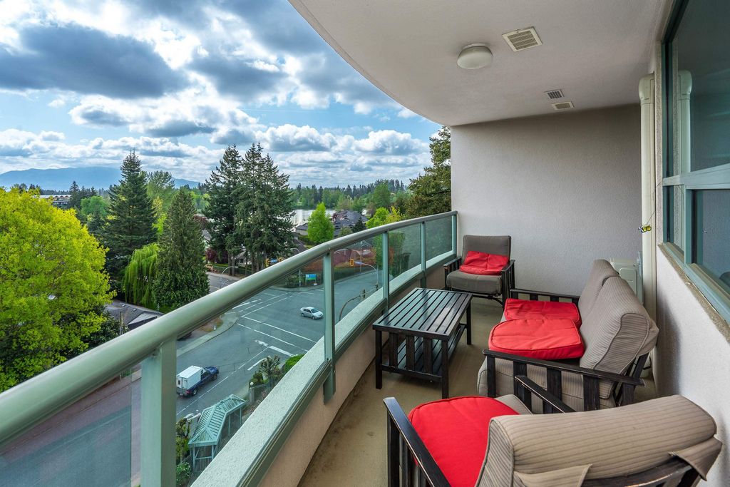 listing image 1108607044188459610