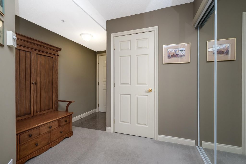 listing image 1107187266204257826