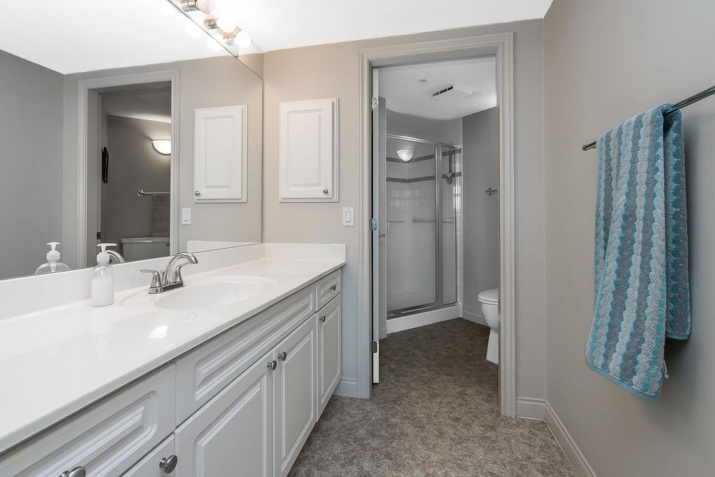 listing image 1109346185367787751